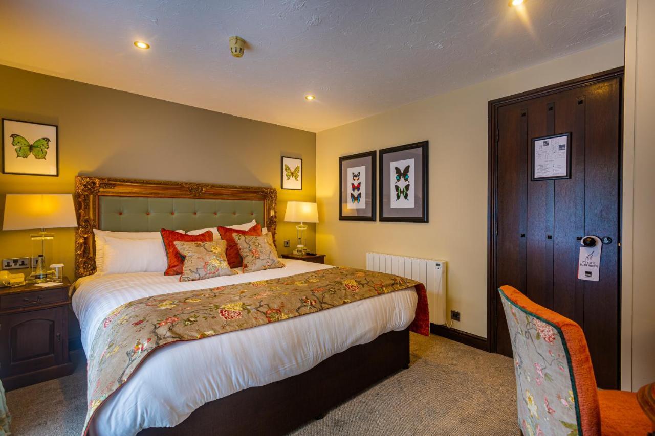 פטרבורו The Bell Inn, Stilton, Cambridgeshire מראה חיצוני תמונה